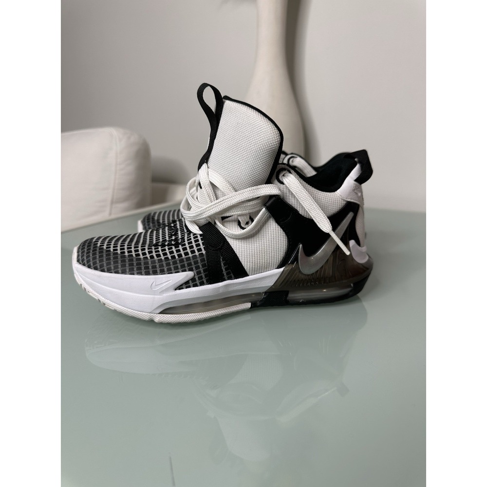 Nike LeBron Witness VII Basketball Shoes Black White Sneakers Mens US 5Y